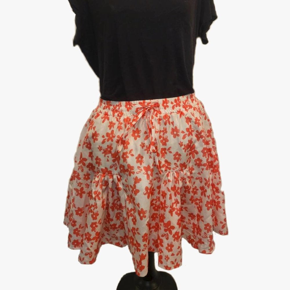 Kendall + Kyle Floral patterened skirt